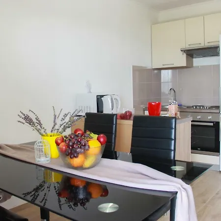 Apartman Elena Apartamento *